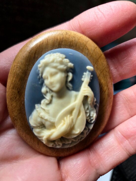 Vintage Jewelry - Vintage Renaissance style Victorian Lady Playing Lute Large Oval Cameo Brooch